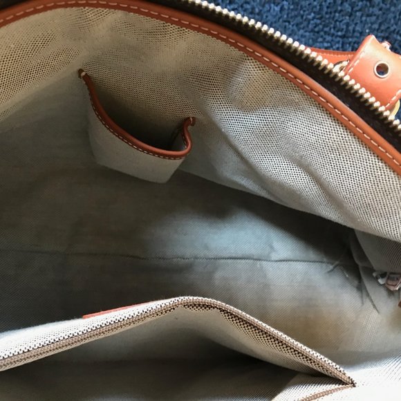 Dooney & Bourke Large Satchel - Picture 6 of 12